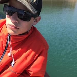 Meet your Posher, Ian